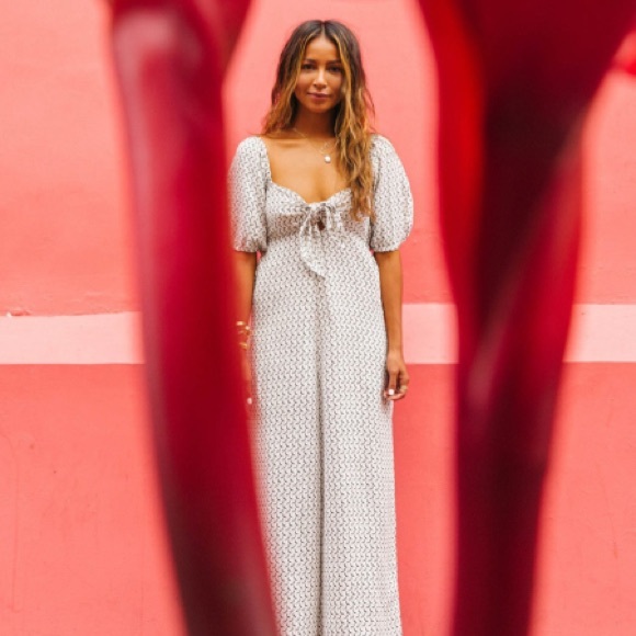 SOLD // Billabong // Shout it up jumpsuit - Picture 3 of 12